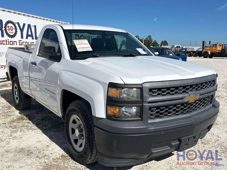 2015-chevrolet-1500-image-2