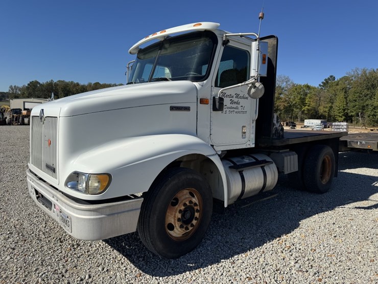 2001-international-2001-image-1