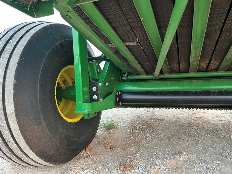 2021-john-deere-460m-image-13