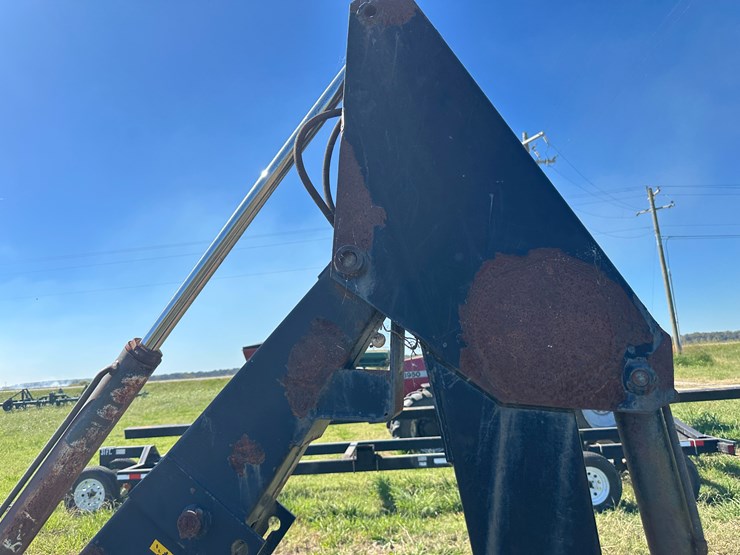 #32227-•-kelley-mfg-b70-backhoe-attachment-image-16