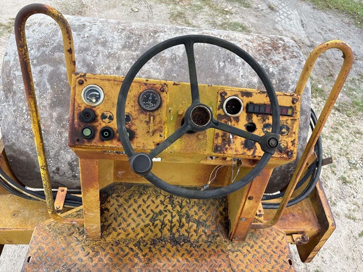 bomag-bw213d-image-21