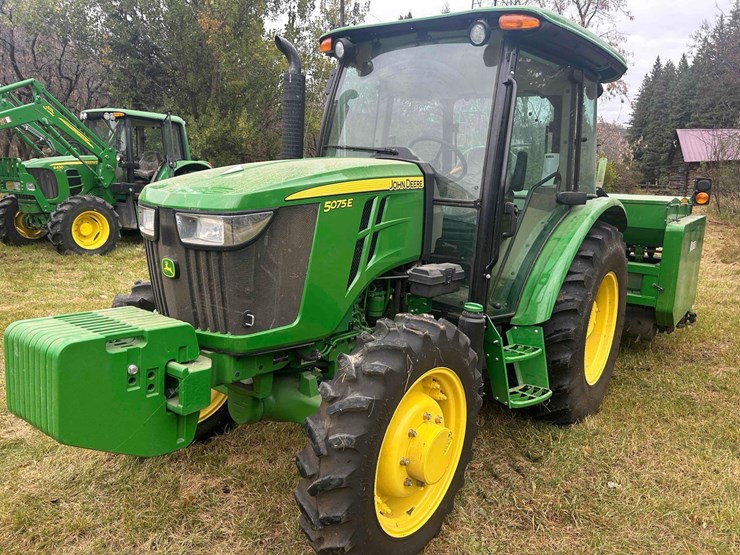 john-deere-5075e-image-1