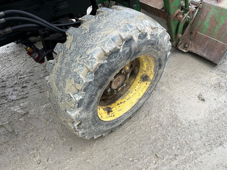 john-deere-4600-image-27