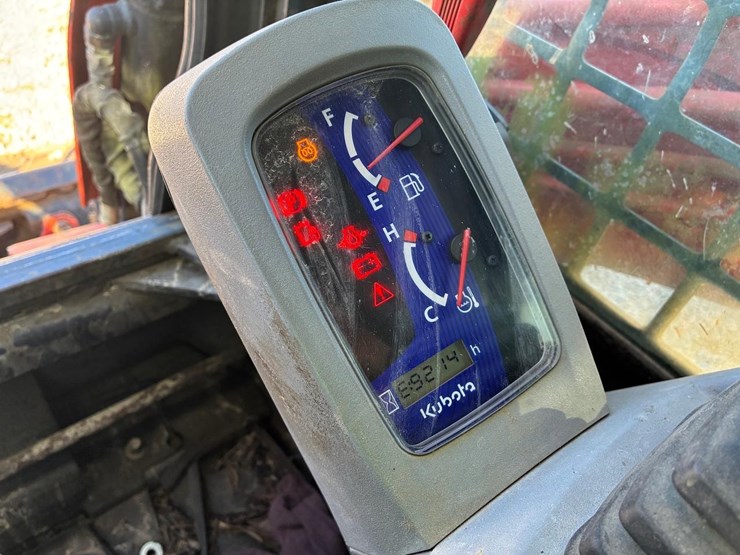 kubota-svl75-2-image-23