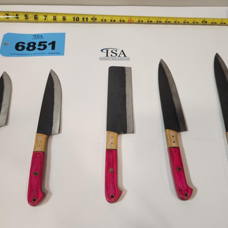 #6851 • (5) Unused Knives