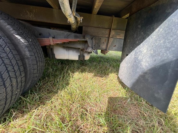 2014-ford-e350-image-9