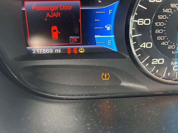 2013-ford-edge-image-6