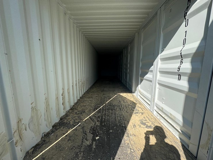 40'-multi-door-storage-container-image-9