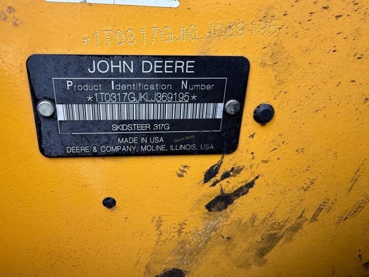 deere-317g-image-11