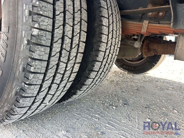 2011-ford-f350-image-36