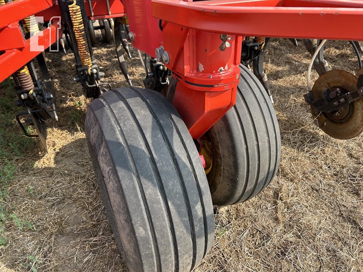 2008-bourgault-5710-59-image-87