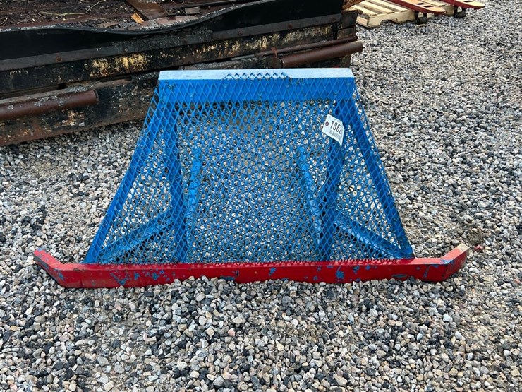 ford-tractor-image-1