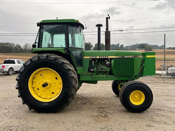 john-deere-4440-image-6
