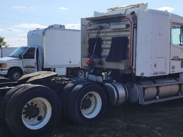 1997-freightliner-image-15