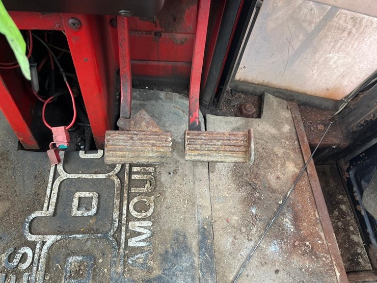 international-186-image-32