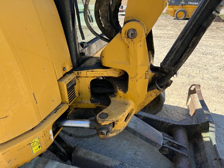 caterpillar-305e-cr-image-25