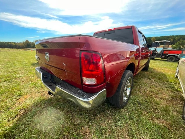 2012-dodge-ram-1500-image-12