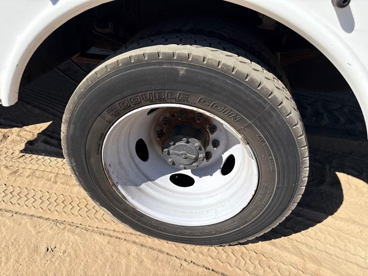 2017-ford-f450-xl-image-9