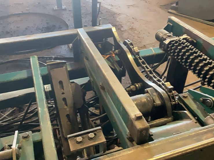 #102-•-2014-wood-mizer-wm4000-thin-kerf-image-15