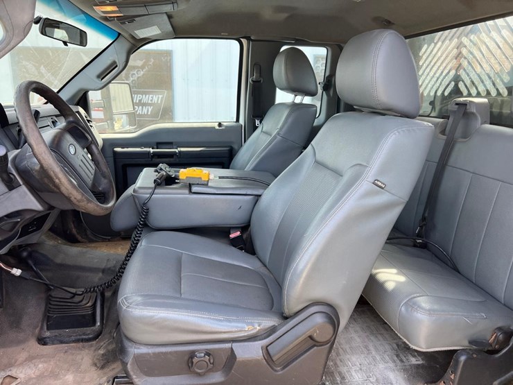 2015-ford-f350-image-24