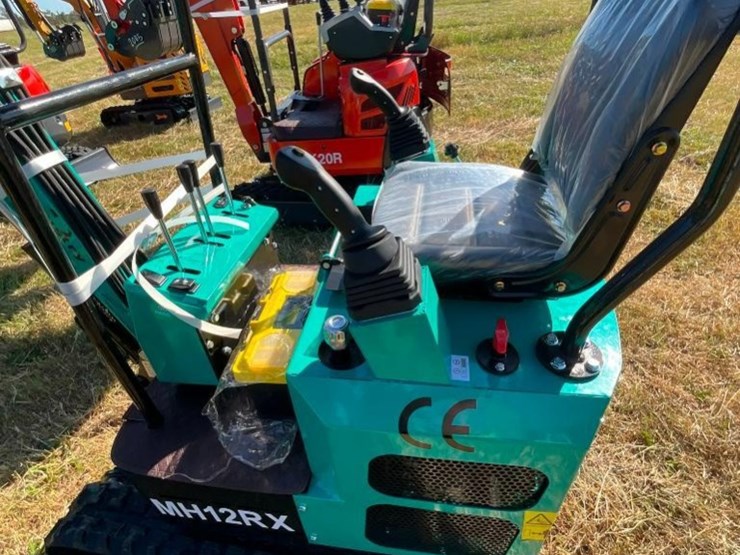 unused-cfg-mh12rx-mini-excavator-(rato-image-8