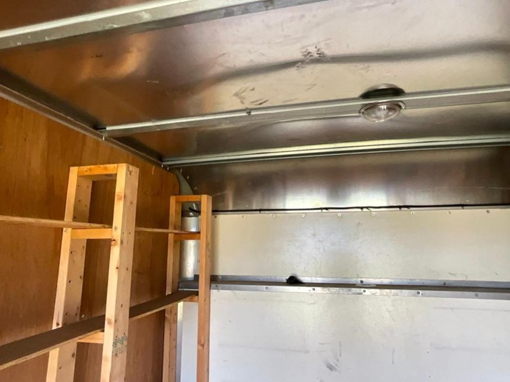 2014-ford-e350-image-19