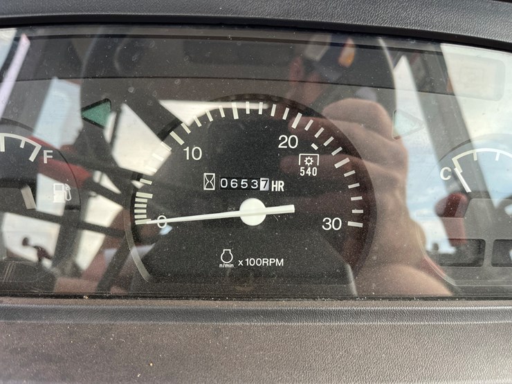 2002-kubota-m6800-image-17