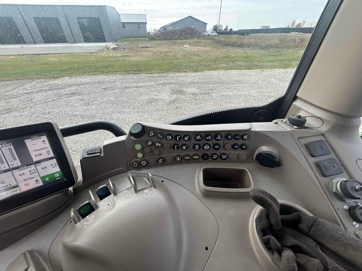 2015-john-deere-640-image-33