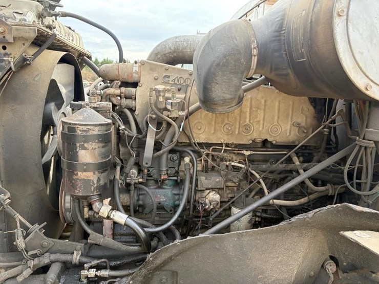 1989-international-9300-image-21