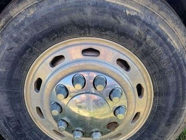 1997-freightliner-image-11