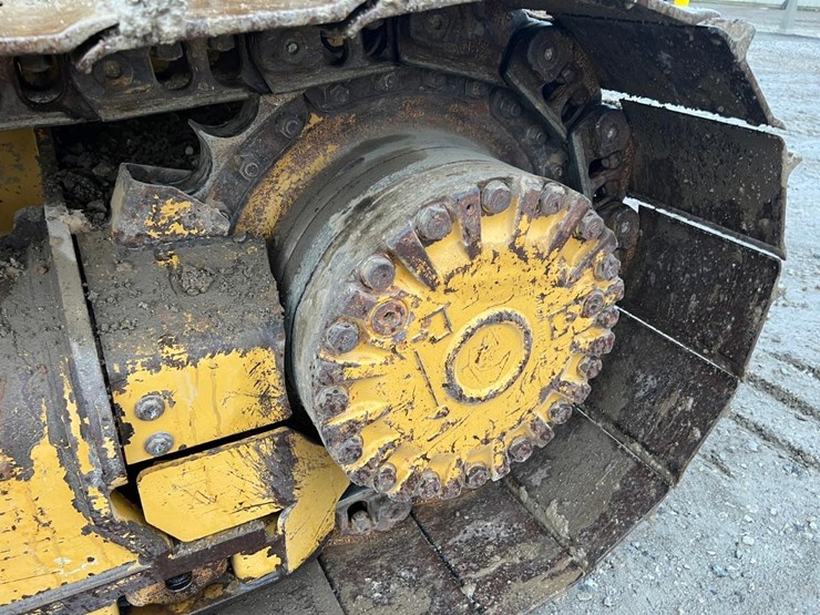 2020-caterpillar-d5k2-lgp-image-16