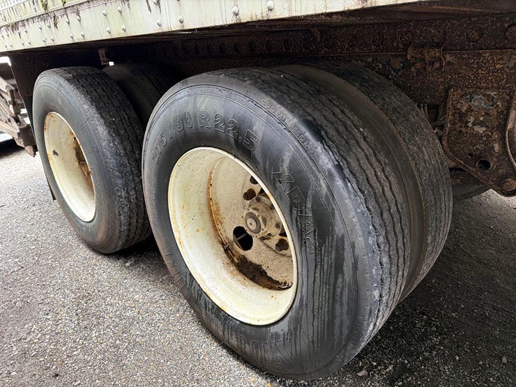 1998-strick-trailer-image-10