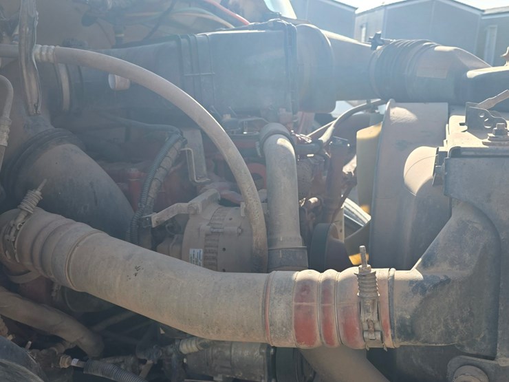 2012-ford-f750-image-8