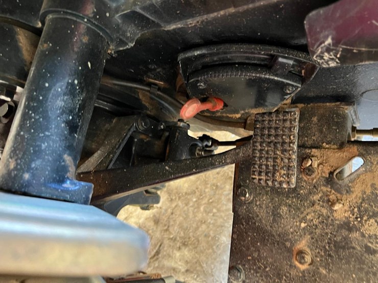 massey-ferguson-243-image-27