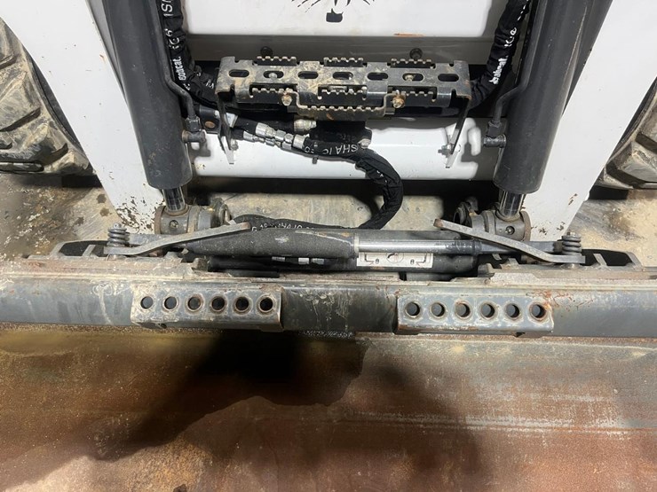 2023-bobcat-s650-image-9