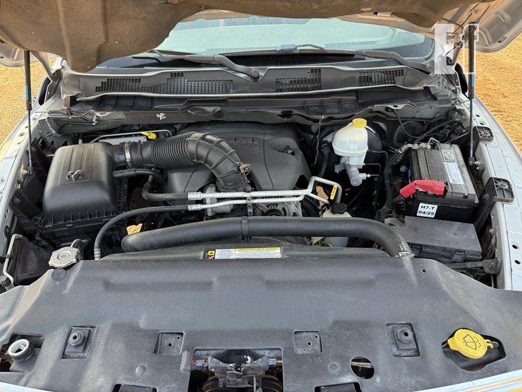 2012-dodge-ram-1500-image-11