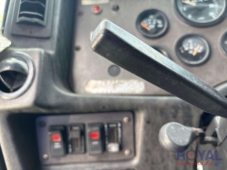 2004-pierce-enforcer-image-17