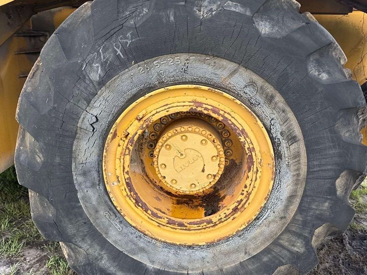 grove-4x4-rough-terrain-hydraulic-crane-image-15