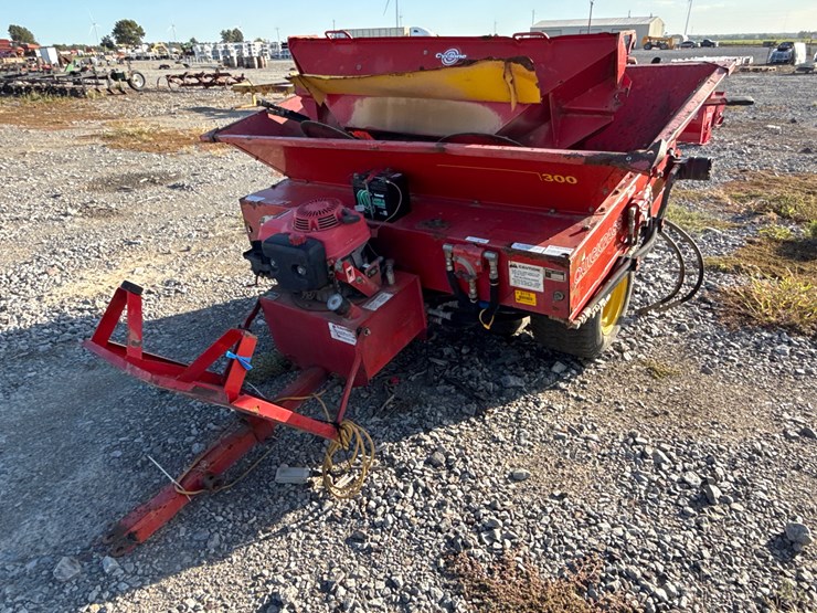 #5175-•-ty-crop-300-quick-pass-top-dresser-8982-inv#-5175-image-1