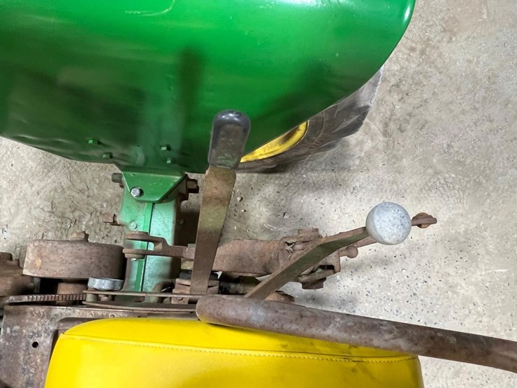 john-deere-530-image-27