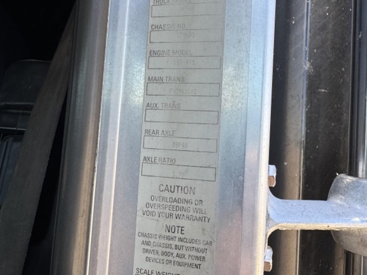 2007-kenworth-w900-image-12