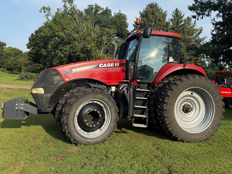 2014-case-ih-magnum-260-image-1