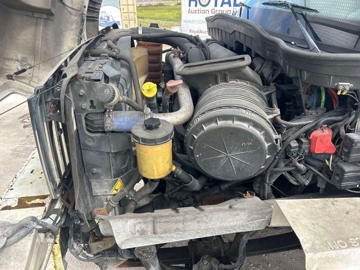 2013-international-workstar-7400-image-8