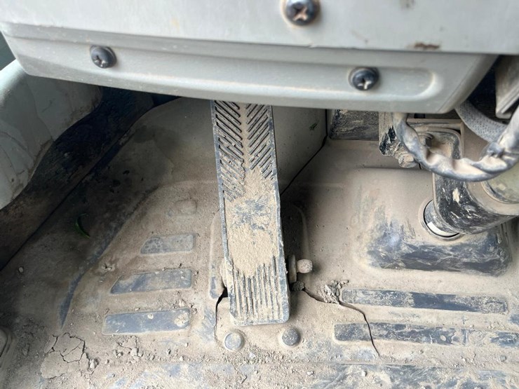 hyundai-hl740tm-7-image-31