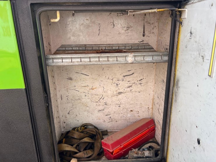 2001-international-4700-image-32