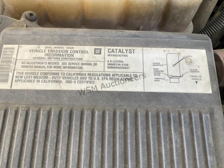 2005-chevrolet-2500hd-image-12