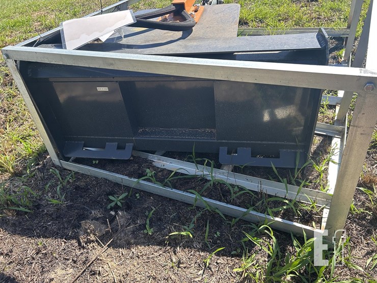 2025-wolverine-trencher-image-4