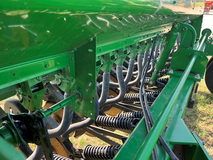 2005-john-deere-455-image-25