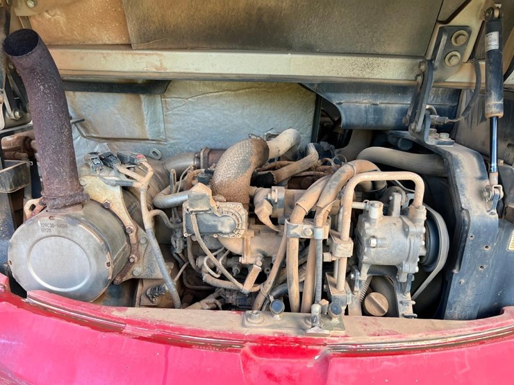 2017-takeuchi-tb260-image-19