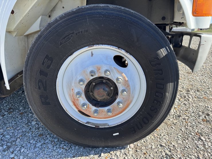 1995-international-4700-image-10